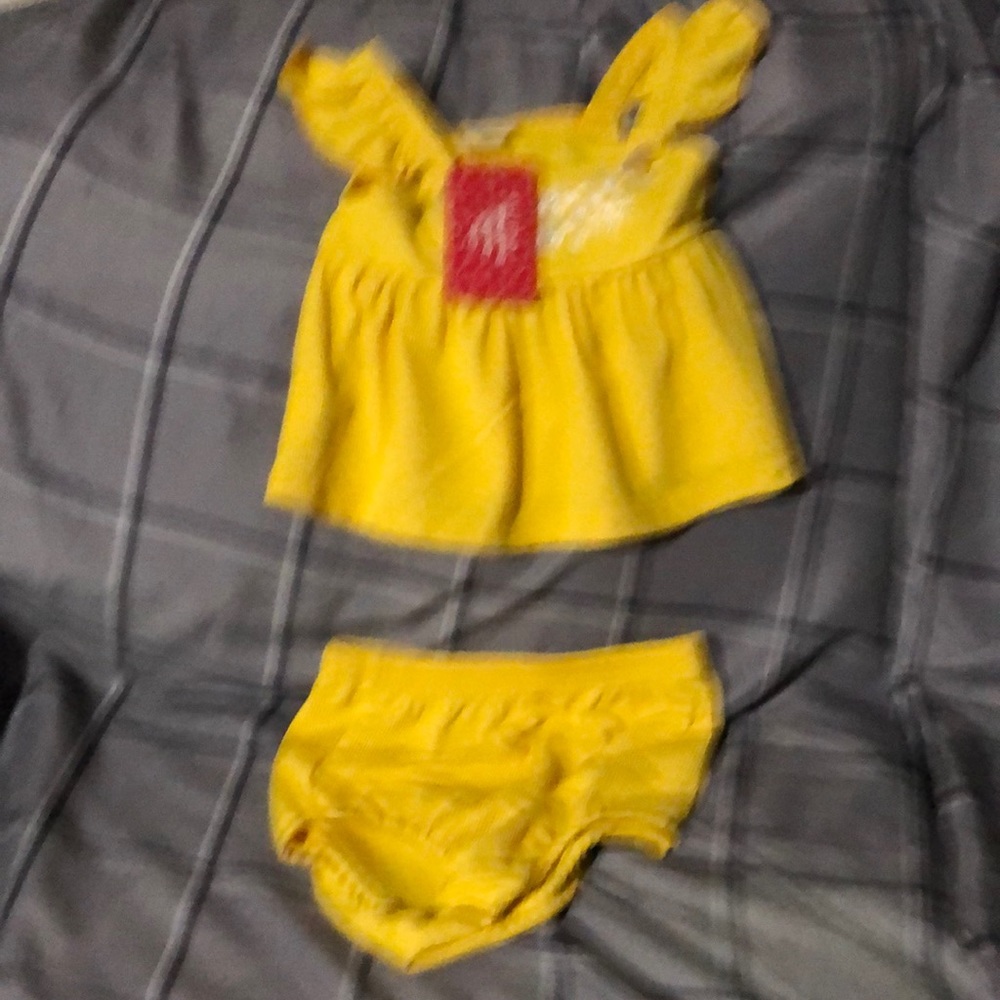 Infant two piece summer outfit